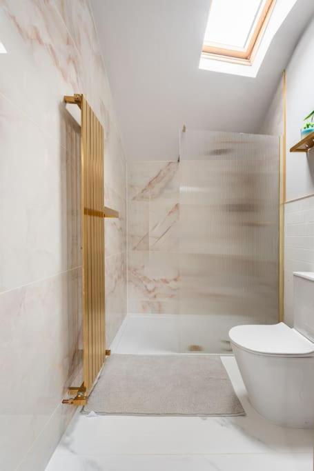 Apartamento Harbourside Haven - Stylish Retreat In Hotwell - Free Parking Bristol Exterior foto