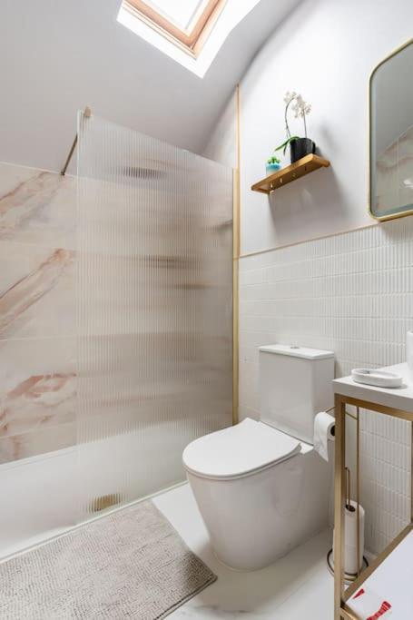 Apartamento Harbourside Haven - Stylish Retreat In Hotwell - Free Parking Bristol Exterior foto